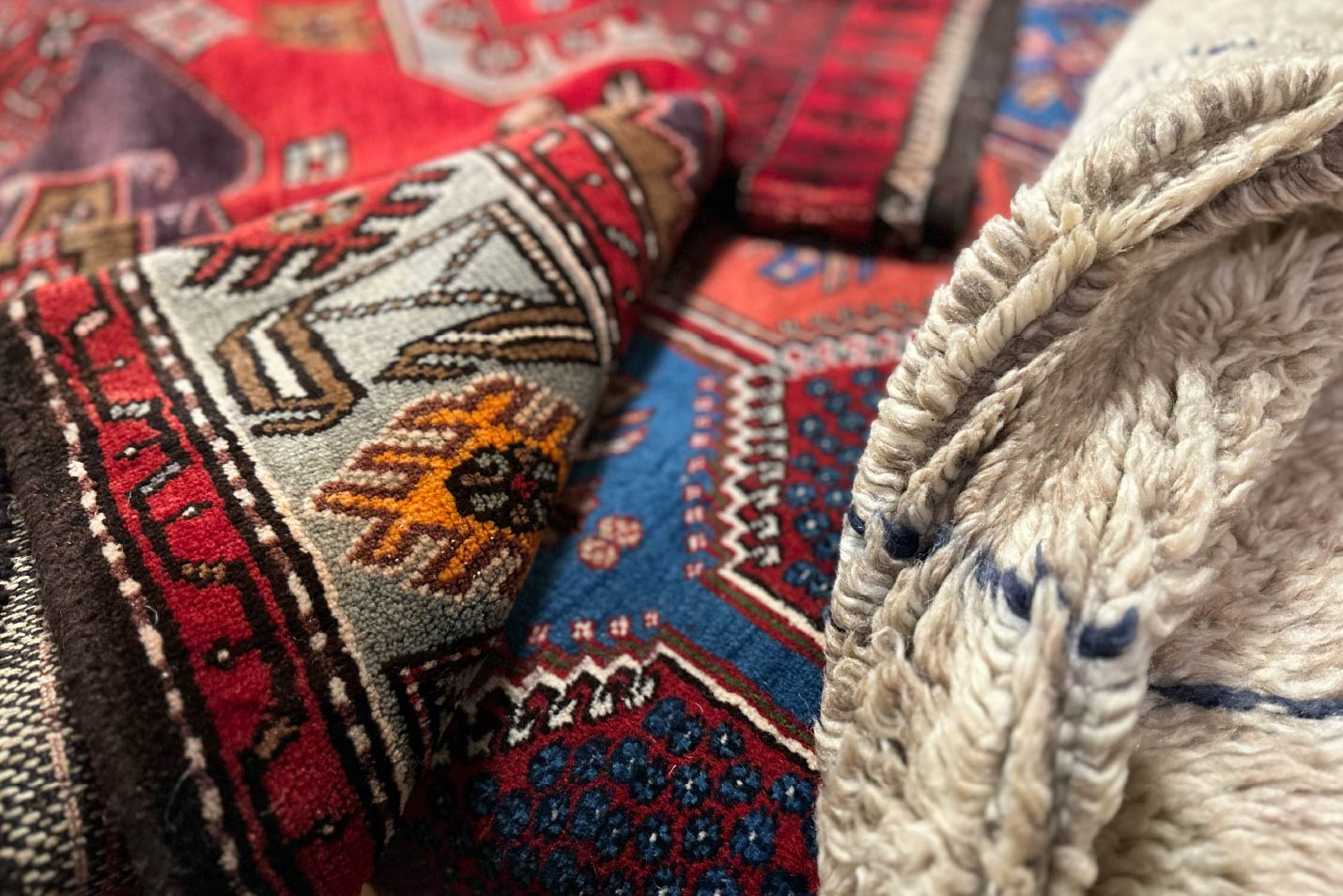 ヴィンテージラグとグリーン（植物）