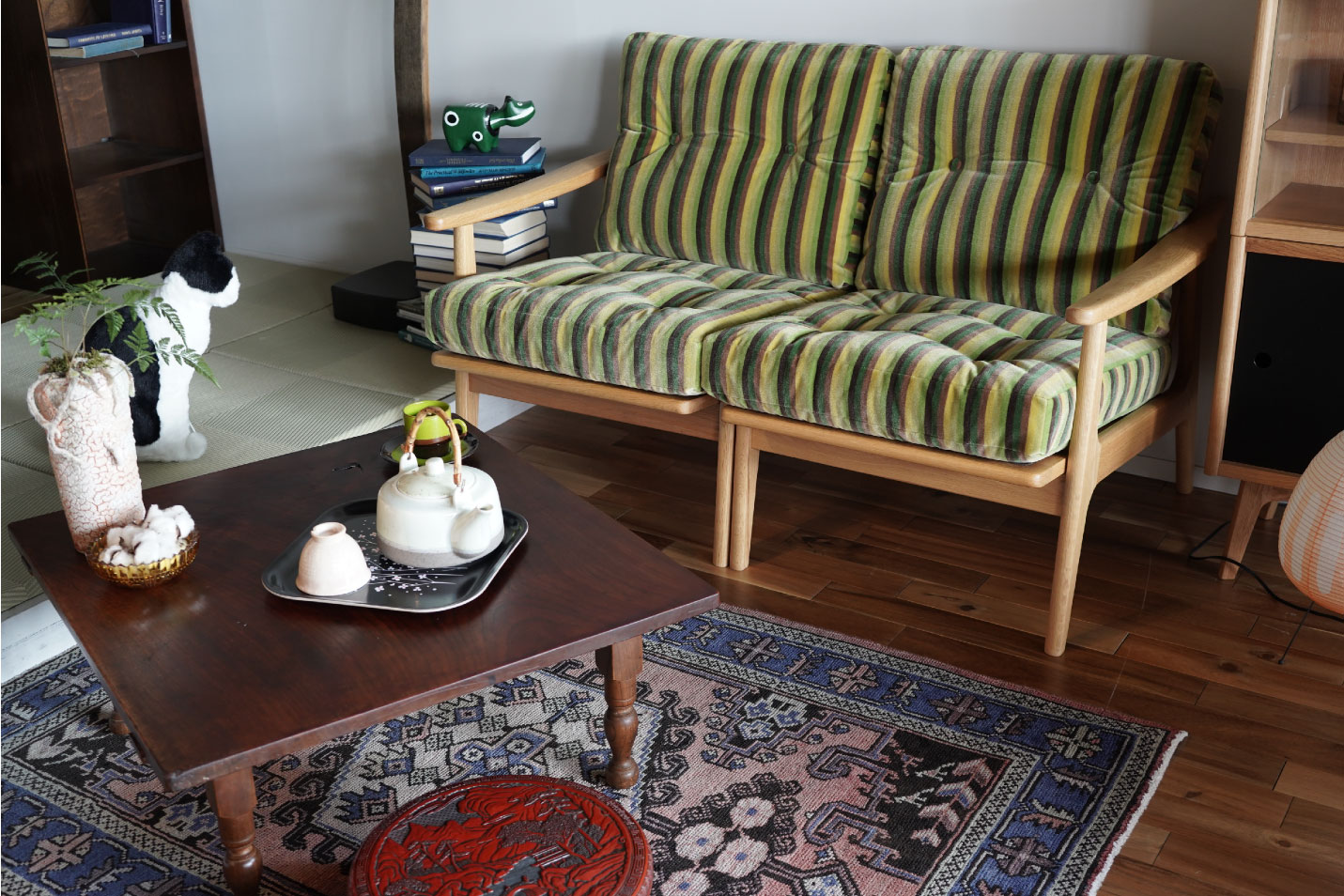 マルニ60 vanilla別注モデル ストライプモケットはレトロモダン