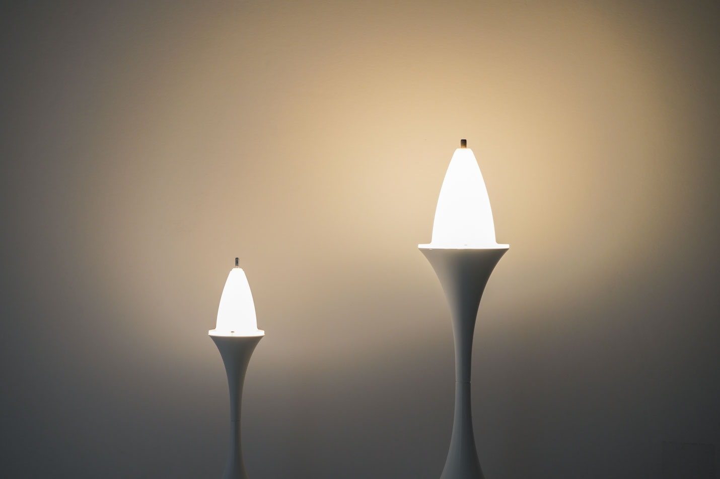 ルイスポールセン（Louis Poulsen）パンテラ160ポータブルとパンテラ250ポータブルの電球