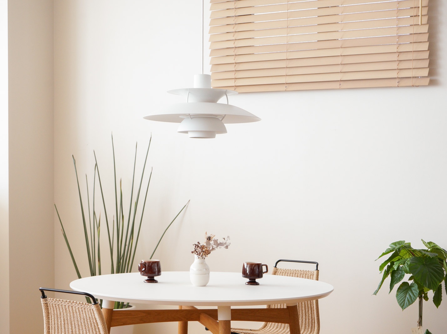 ルイスポールセン（louispoulsen）PH5モノクローム・ホワイト