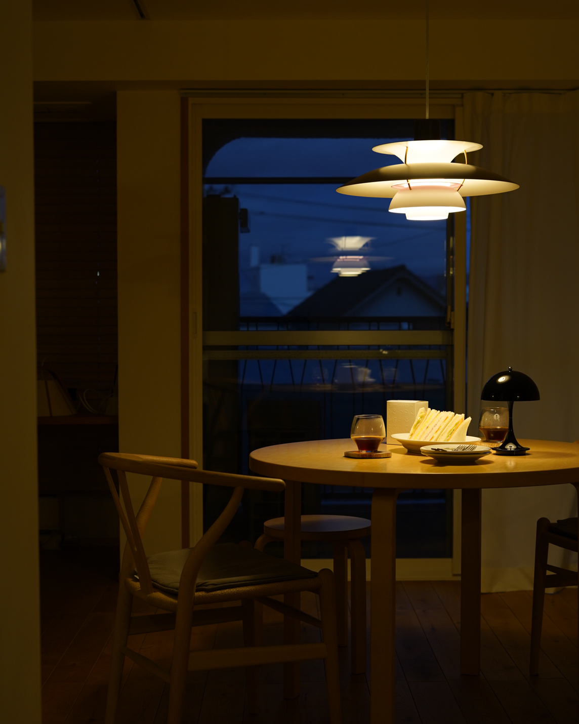 ルイスポールセン(Louis Poulsen)PH5と過ごす一日