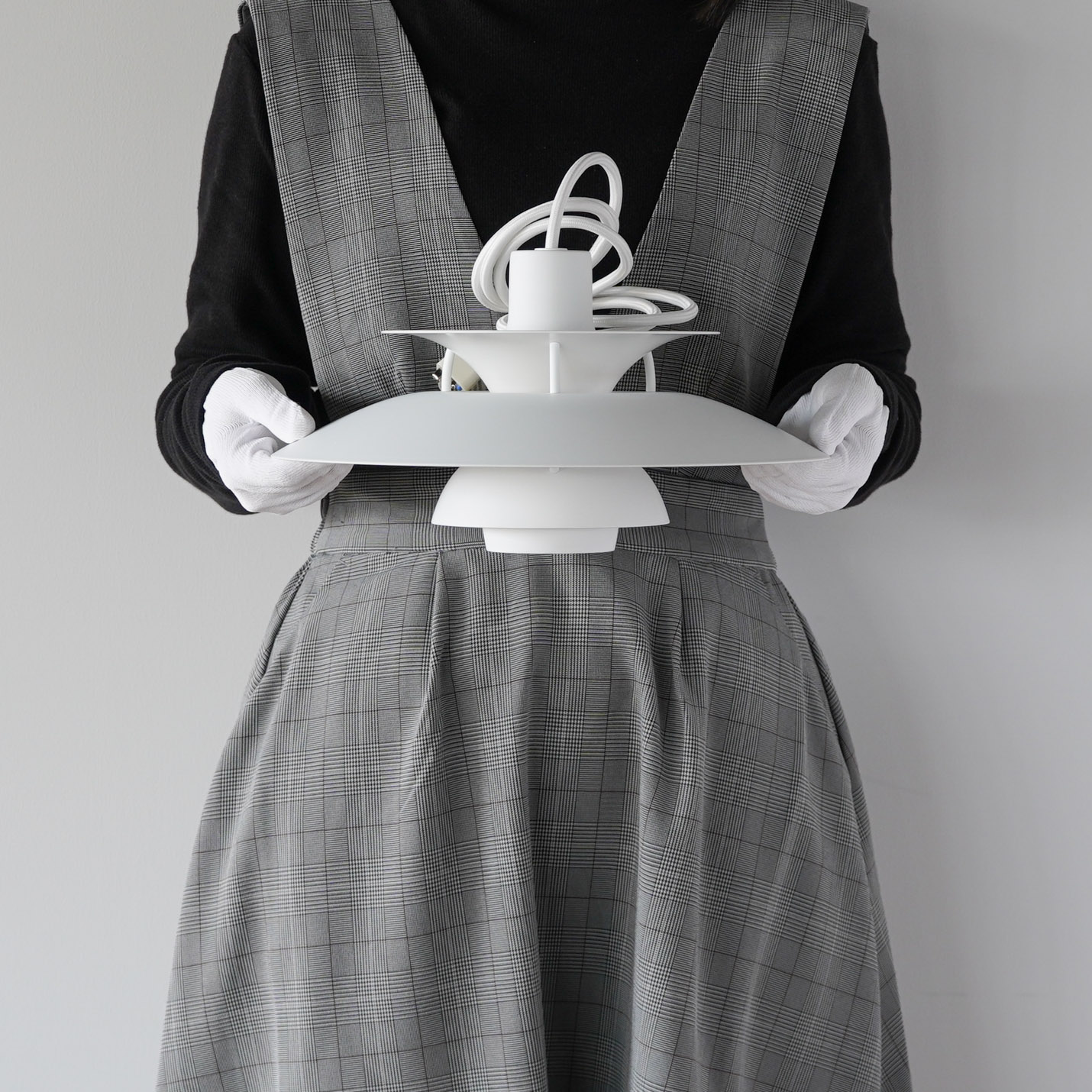 ルイスポールセン（Louis Poulsen）PH5ミニの重さ