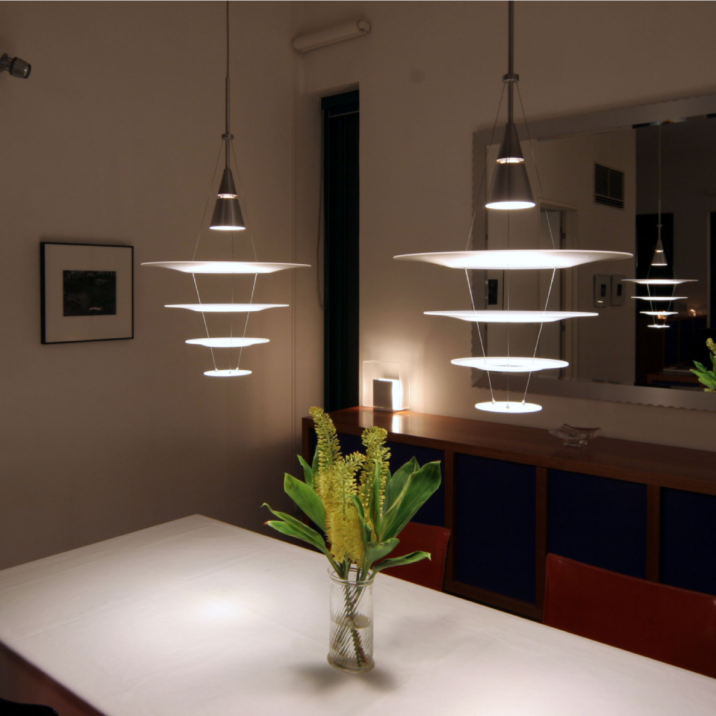 ルイスポールセン（louispoulsen）エニグマ