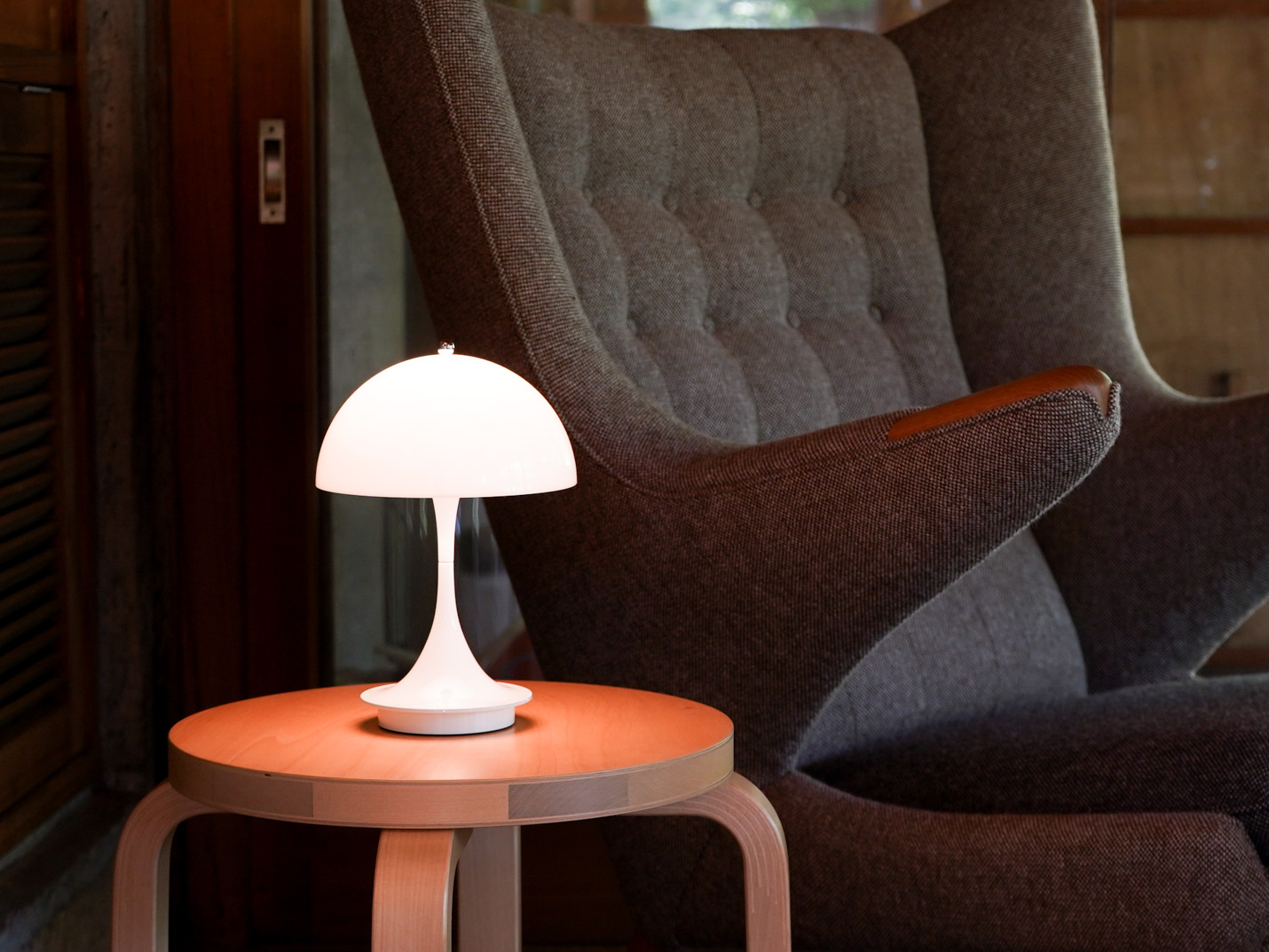 ルイスポールセン(Louis Poulsen)パンテラ ポータブル V3 / オパール・ホワイト