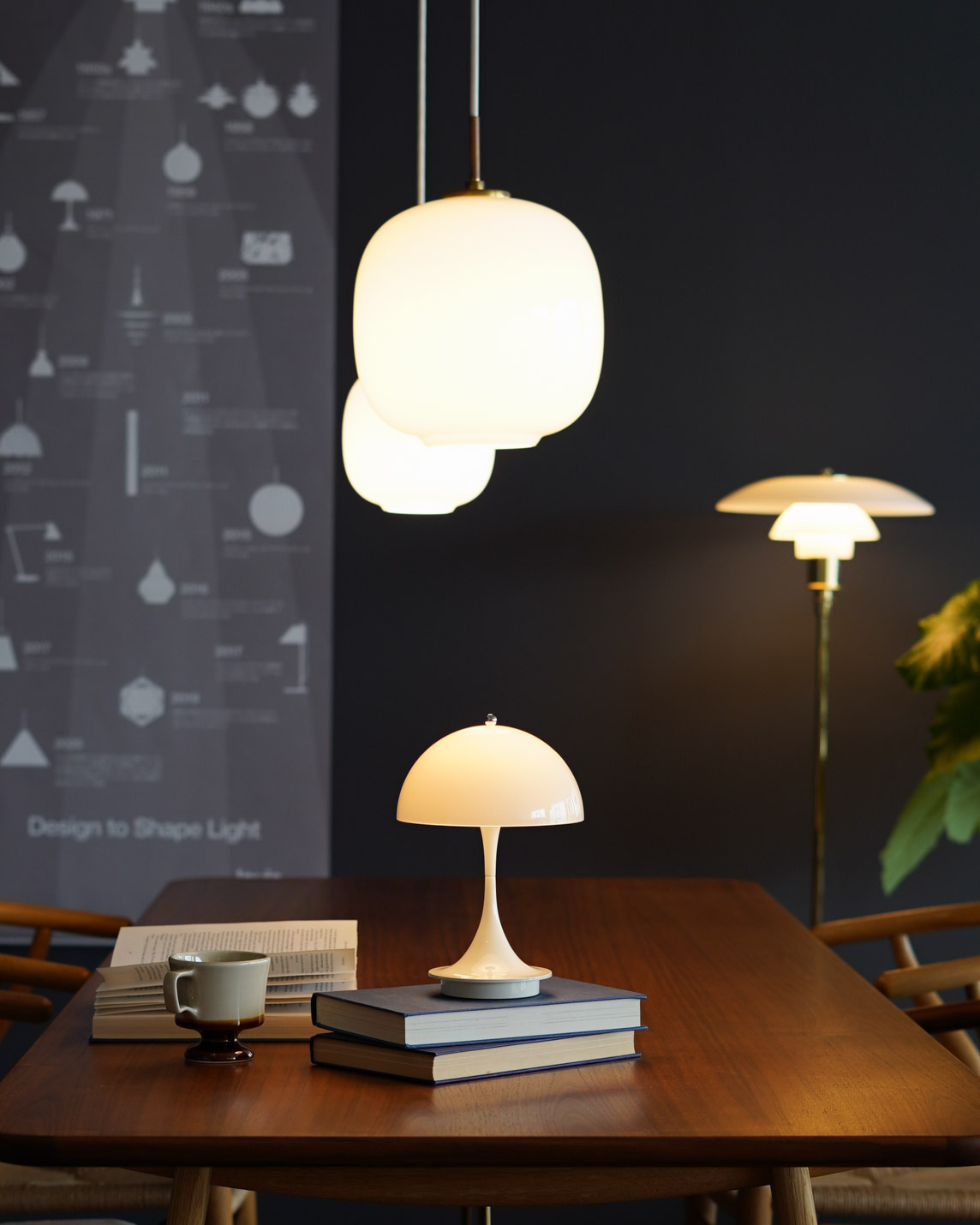 ルイスポールセン(Louis Poulsen)パンテラ ポータブル V3 / オパール・ホワイト