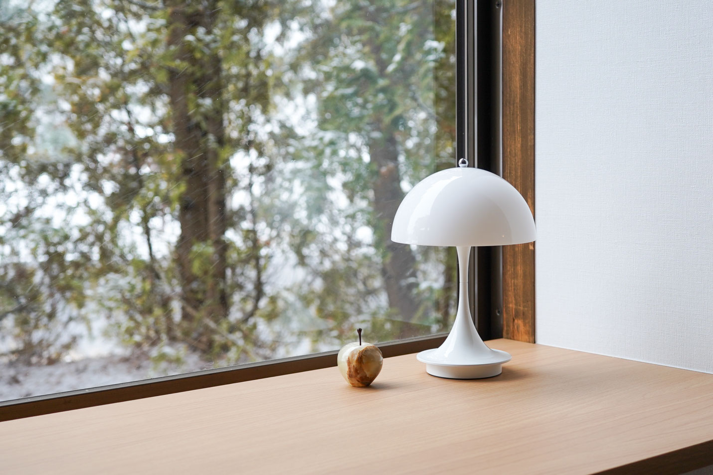 ルイスポールセン(Louis Poulsen)パンテラ ポータブル V3 / オパール・ホワイト