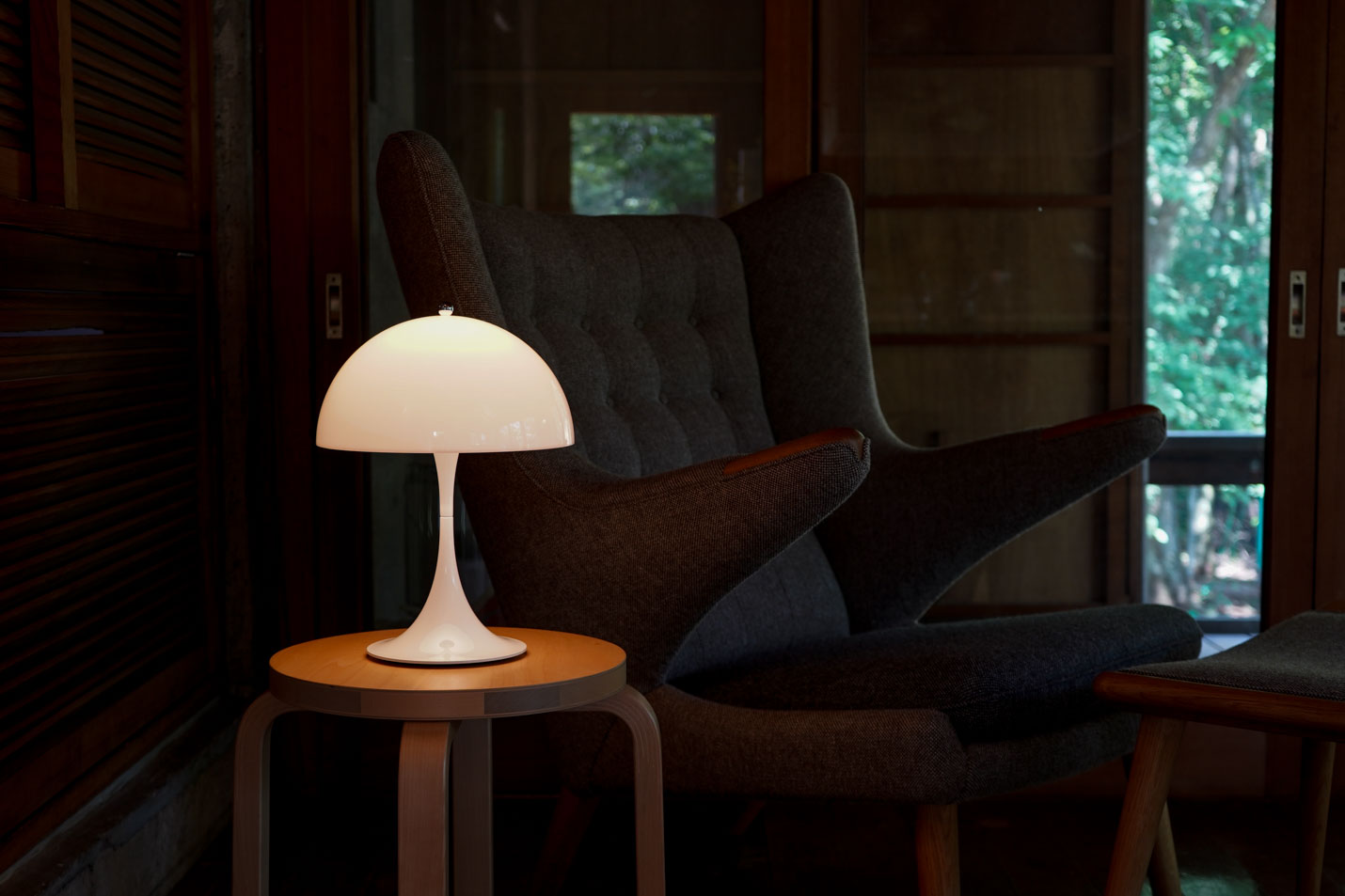 ルイスポールセン（Louis Poulsen） パンテラ 250 ポータブル / オパール・ホワイト