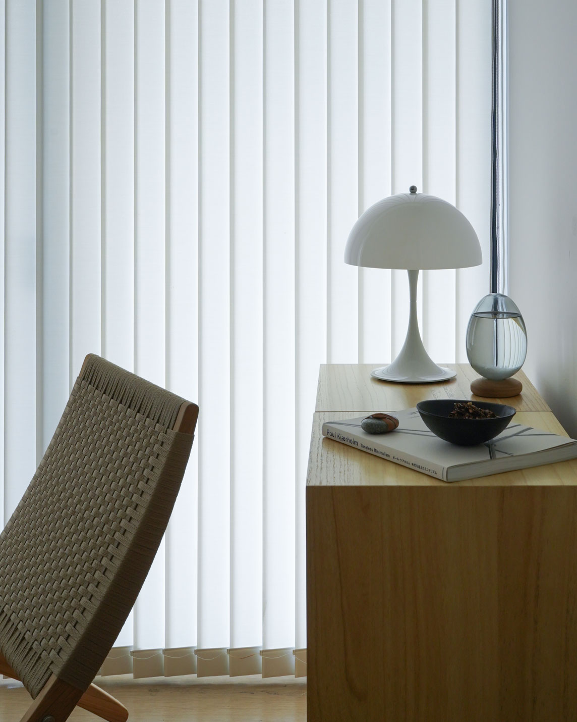 ルイスポールセン（Louis Poulsen） パンテラ 250 ポータブル / オパール・ホワイト