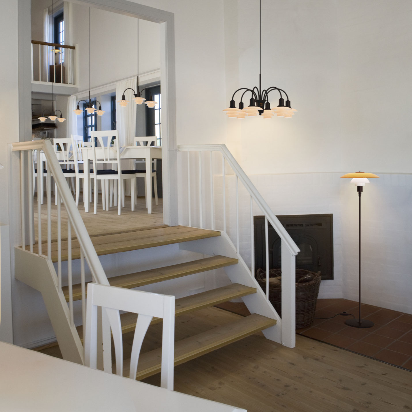 ルイスポールセン（Louis Poulsen） PH 3 1/2-2 1/2 フロアランプ センテナリー・エディション（CENTENARY EDITION）