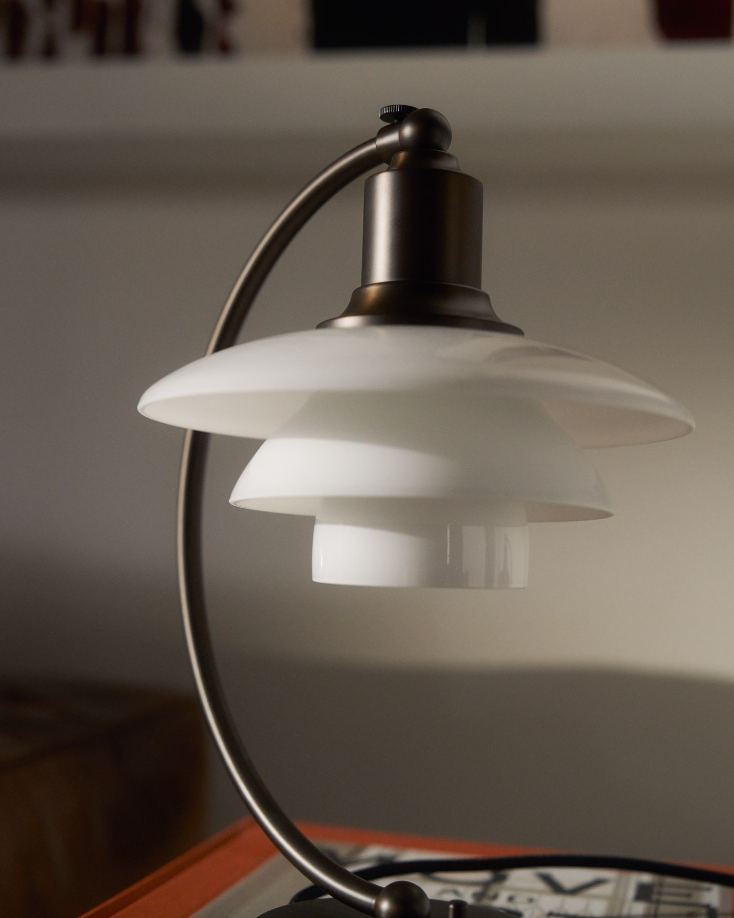 ルイスポールセン(Louis Poulsen)PH 2/2 Lunaテーブルランプ