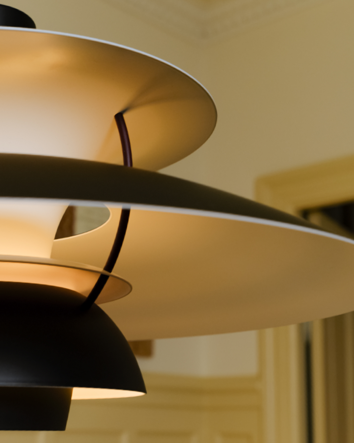 ルイスポールセン（Louis Poulsen）PH5ミニ / ブラック・エディション2025