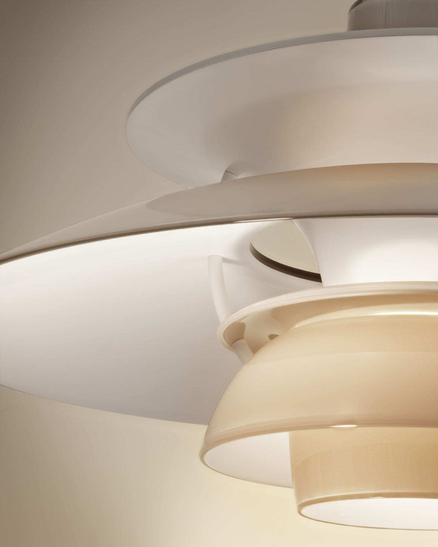 ルイスポールセン（Louis Poulsen） PH 5 320 / オパール・ベージュのディティール