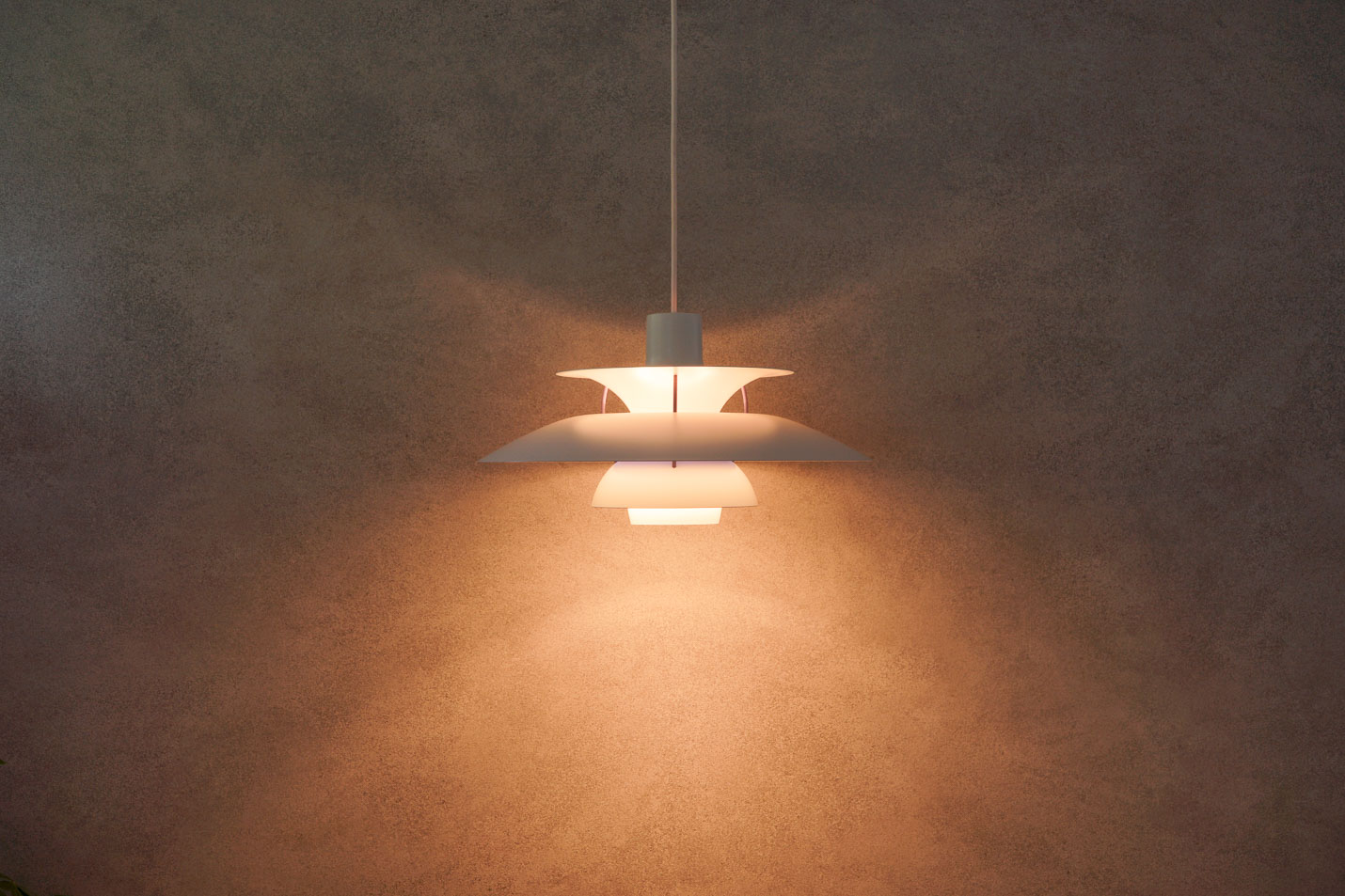 ルイスポールセン（Louis Poulsen）PH5クラシックホワイト