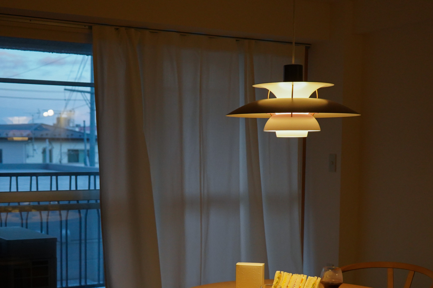 ルイスポールセン（Louis Poulsen） PH5グレー・グラデーション