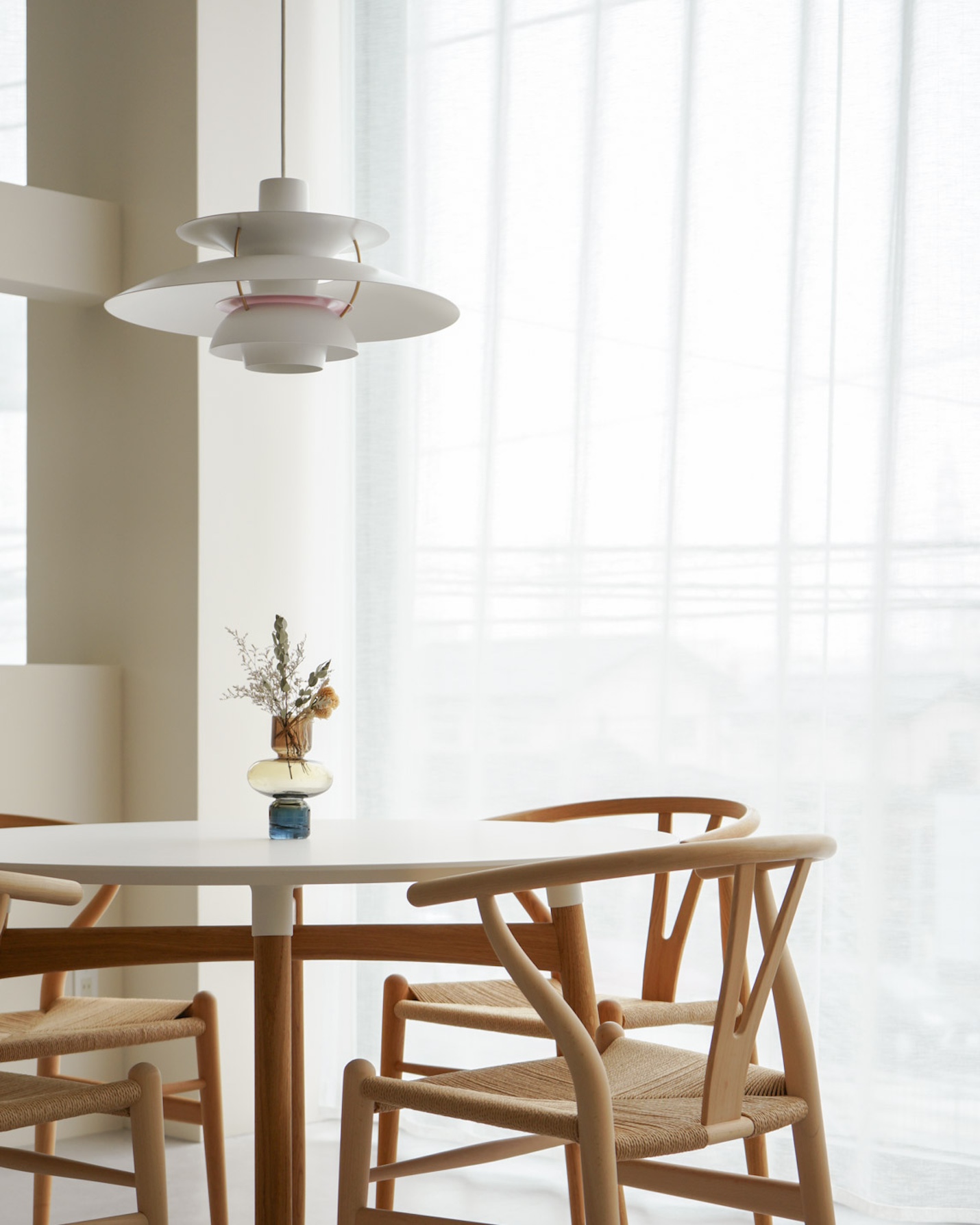 ルイスポールセン（Louis Poulsen）PH5モダンホワイト