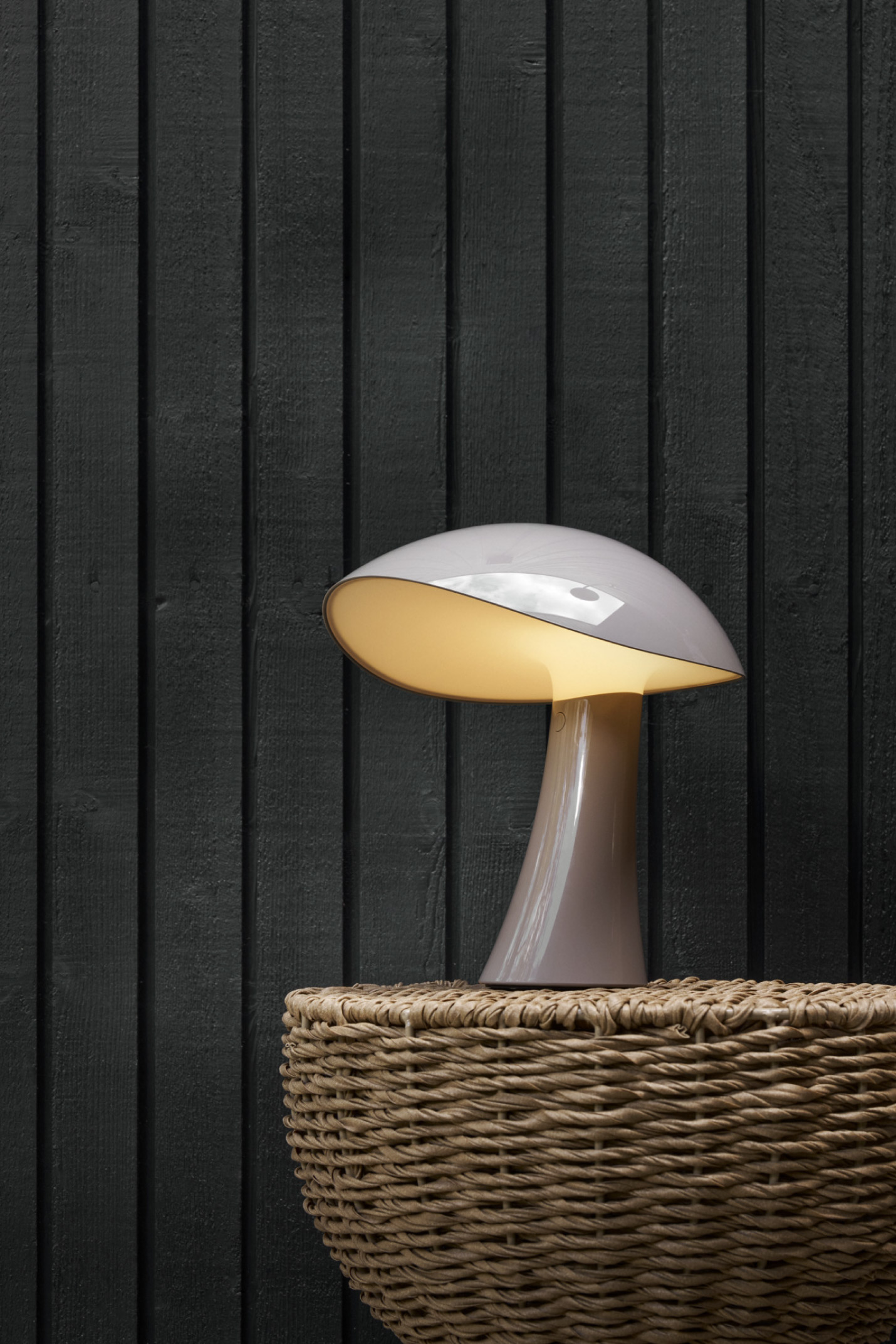 ルイスポールセン（Louis Poulsen）Rumee ポータブル アース・グレー