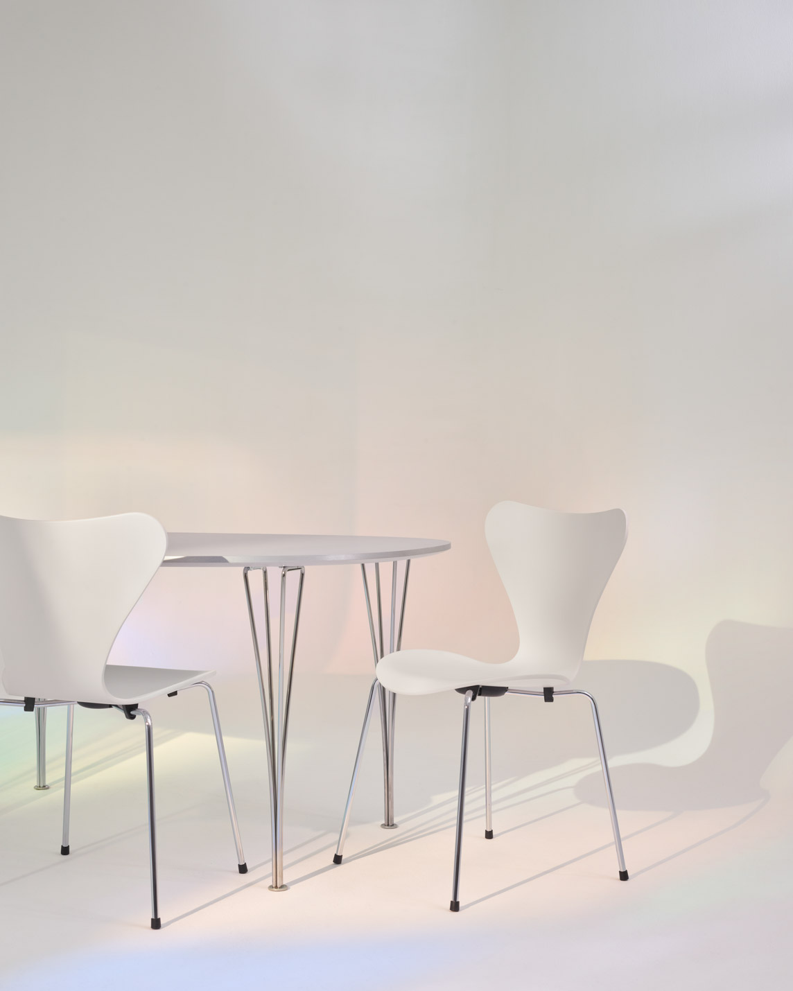 フリッツ・ハンセン（FRITZ HANSEN）セブンチェア7:14AM chromeベース