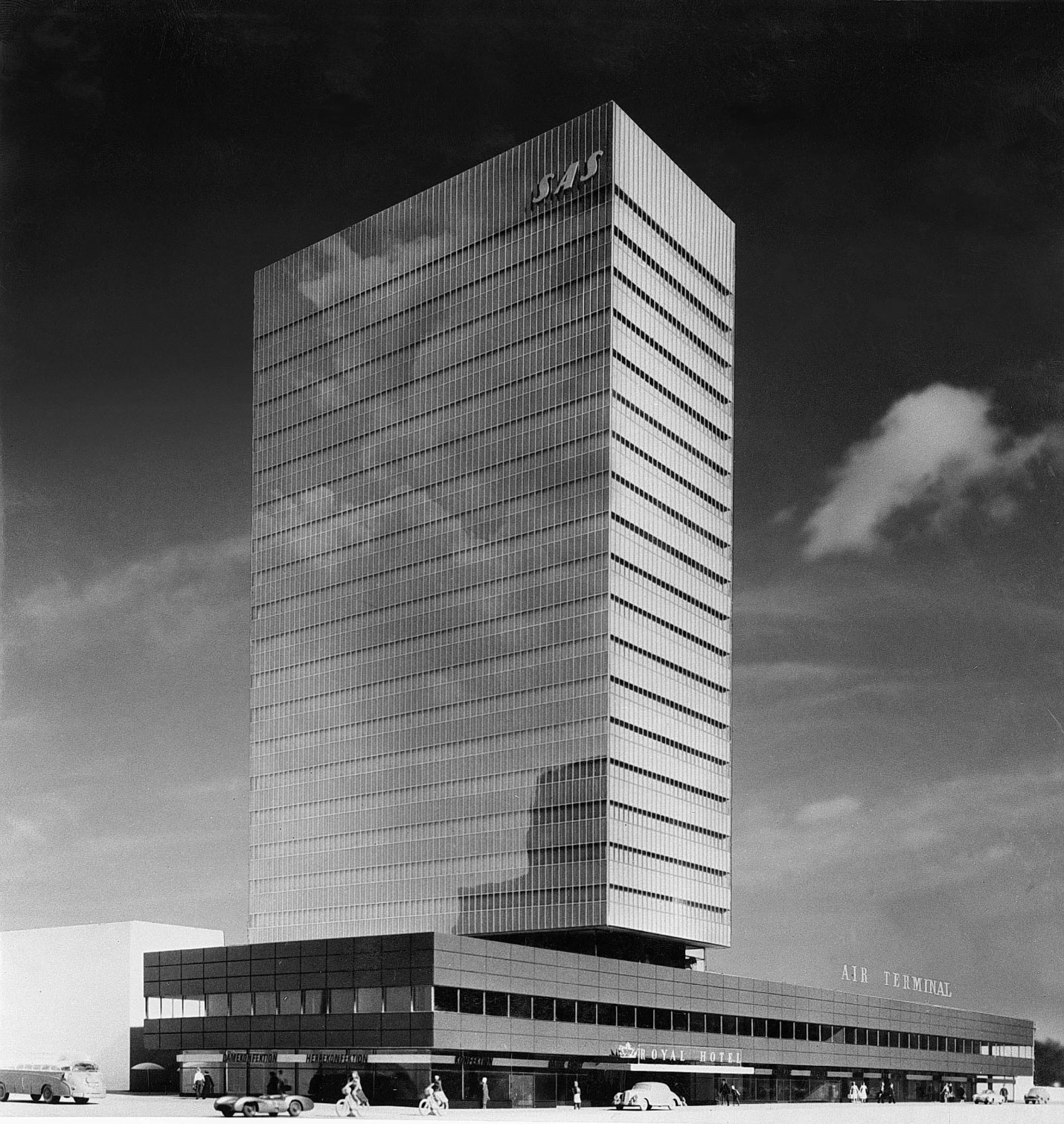 フリッツ・ハンセン(FRITZ HANSEN)SASロイヤルホテルの誕生