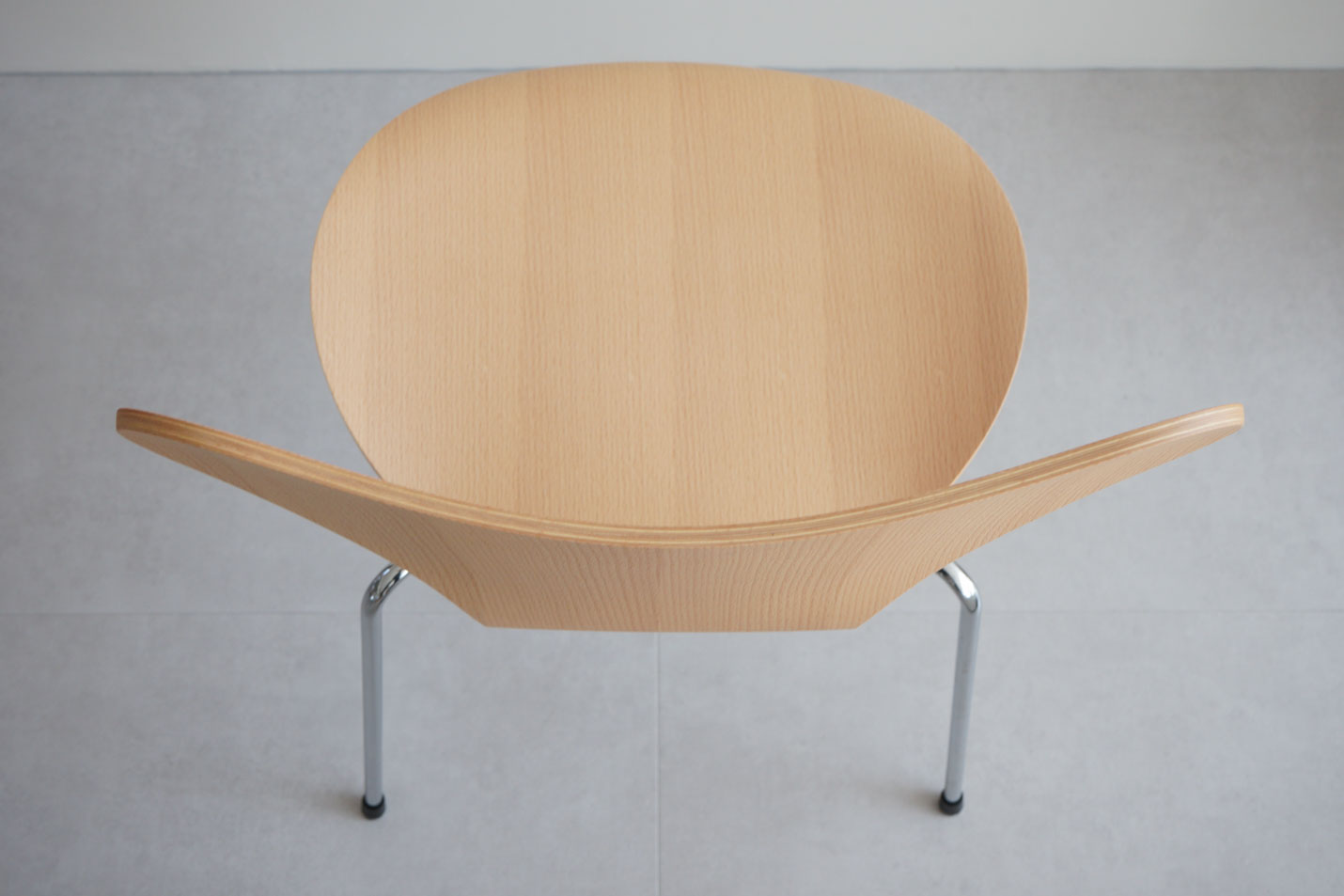 フリッツ・ハンセン（FRITZ HANSEN）セブンチェアの成型合板のカーブ