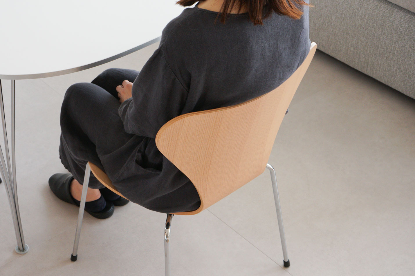 フリッツ・ハンセン（FRITZ HANSEN）セブンチェアの成型合板のカーブ