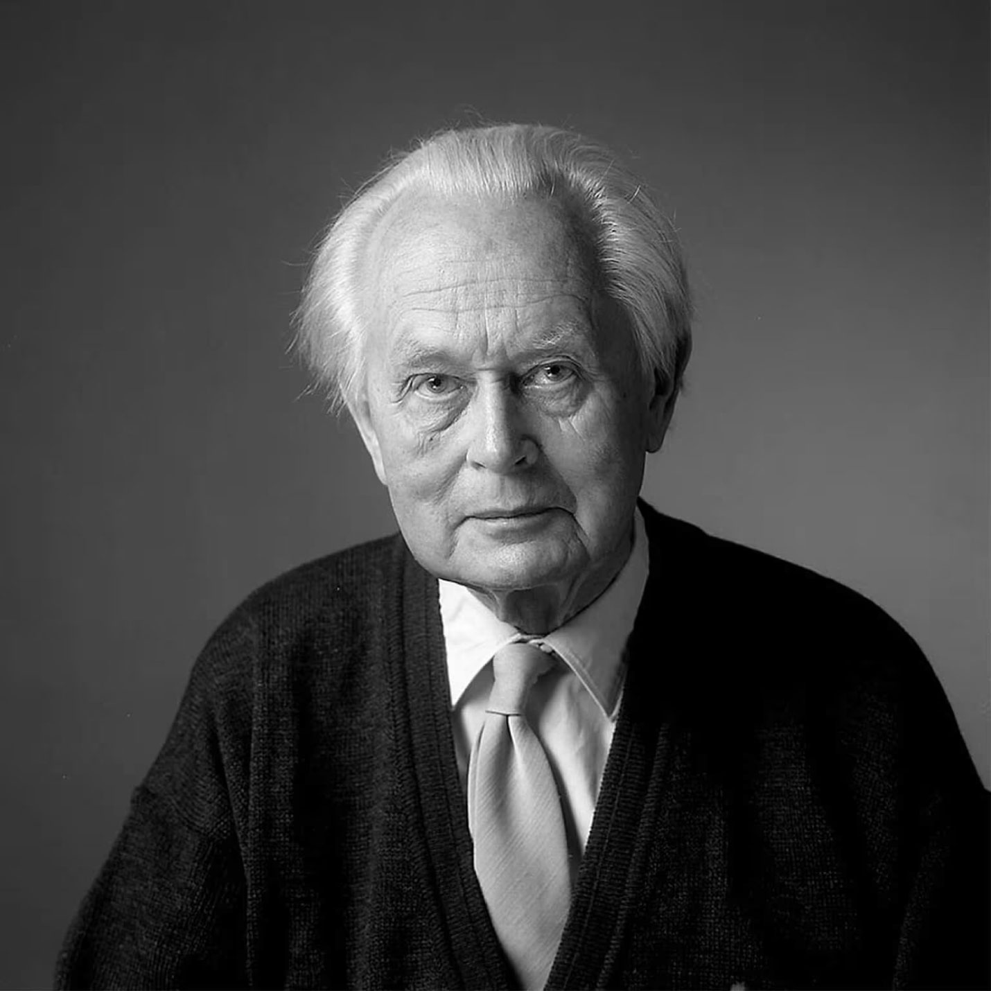 フリッツ・ハンセン（FRITZ HANSEN）デザイナーピート・ハイン