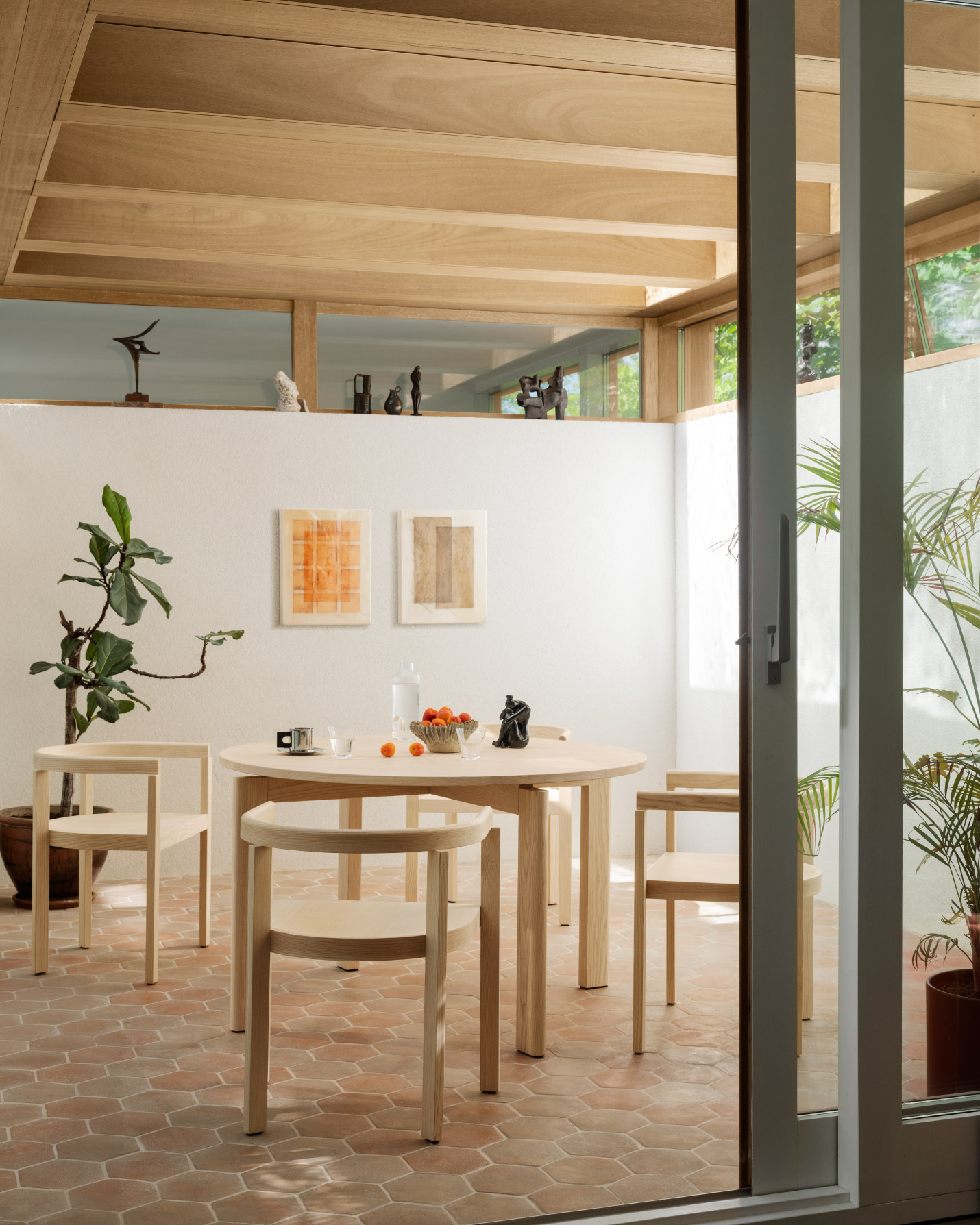 FRITZ HANSEN（フリッツ・ハンセン）AFTER（アフター）ダイニングテーブル アッシュ無垢材