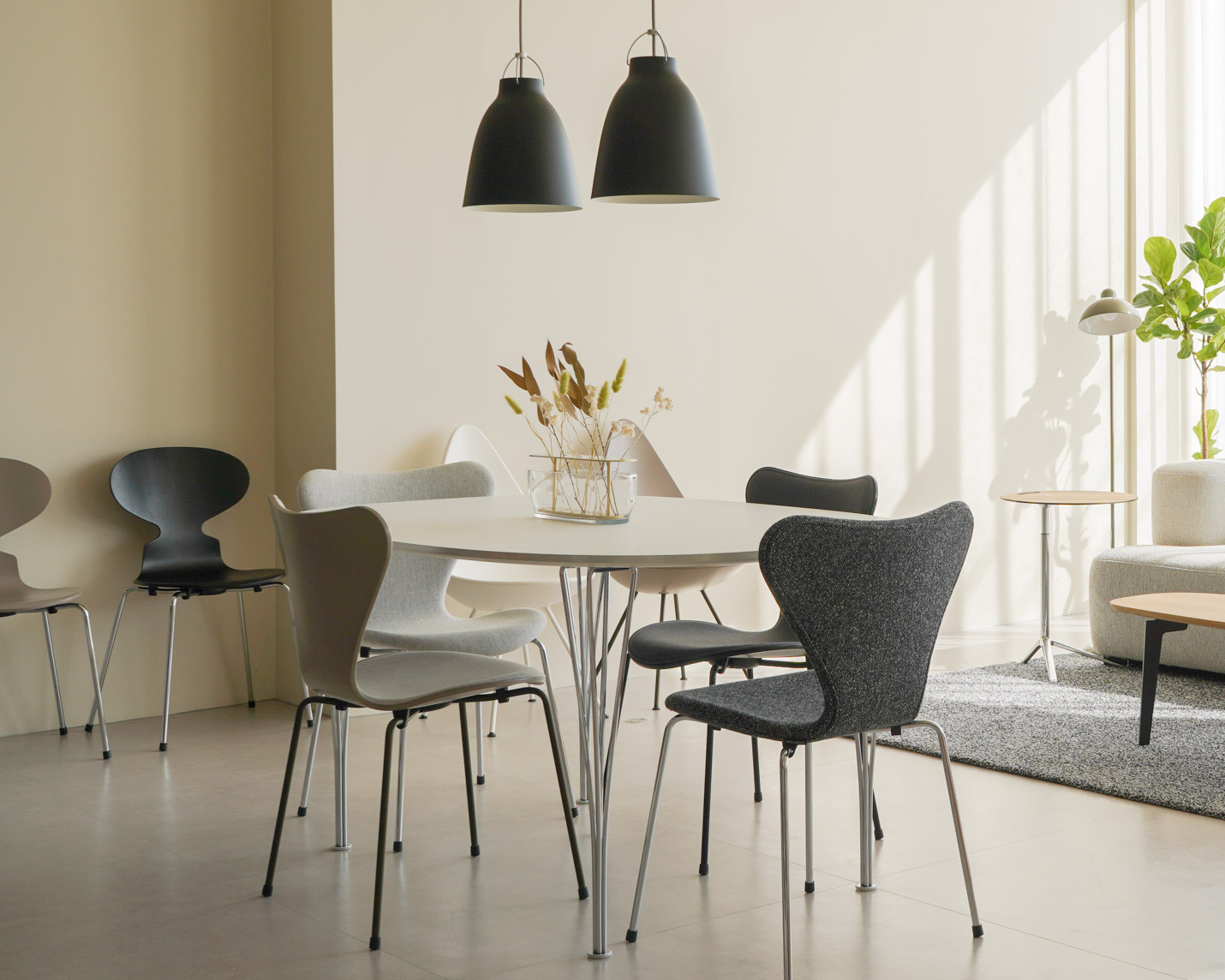 フリッツ・ハンセン（FRITZ HANSEN）ダイニングセット