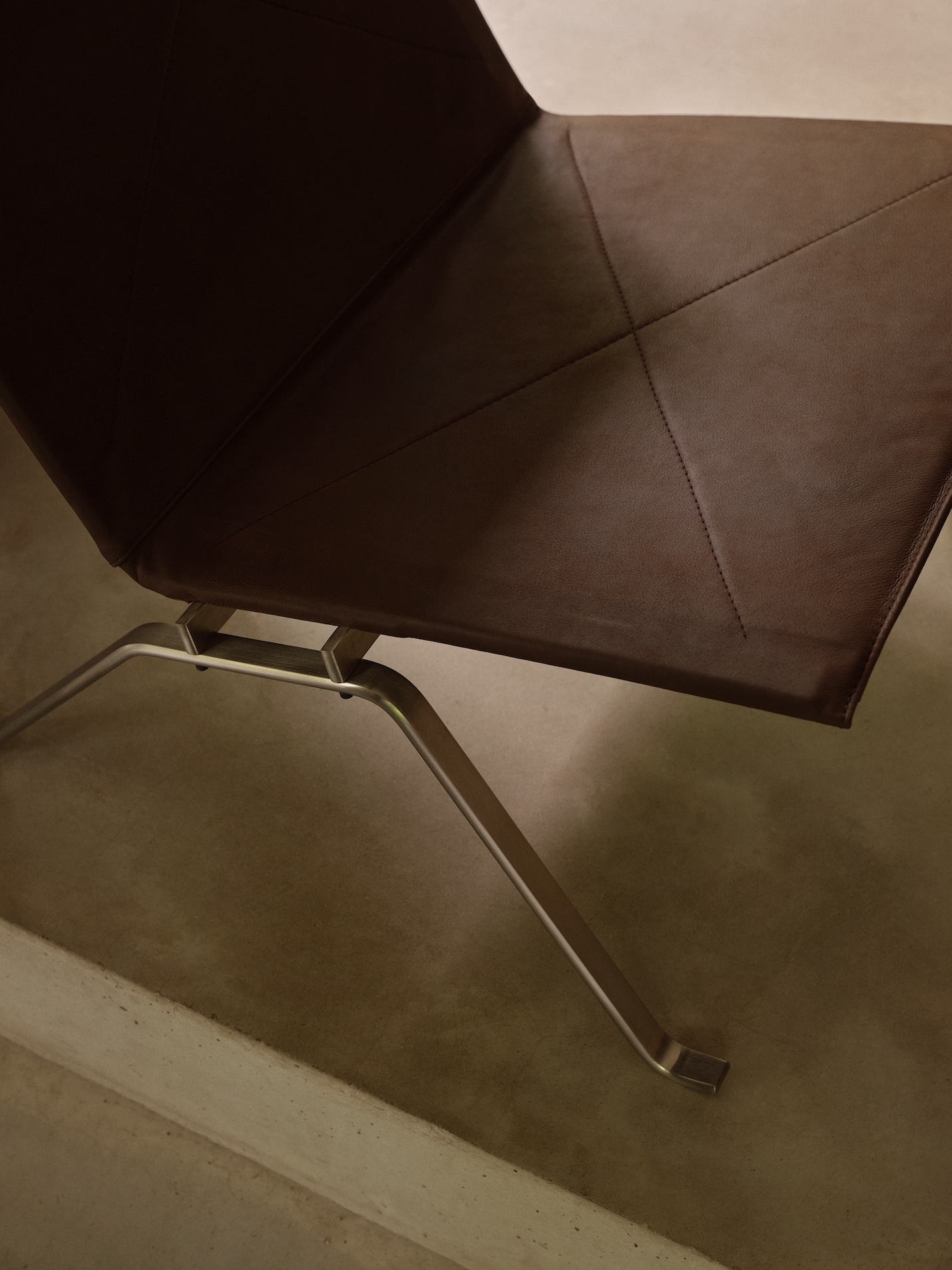 フリッツ・ハンセン(FRITZ HANSEN)PK22ヘイズレザー