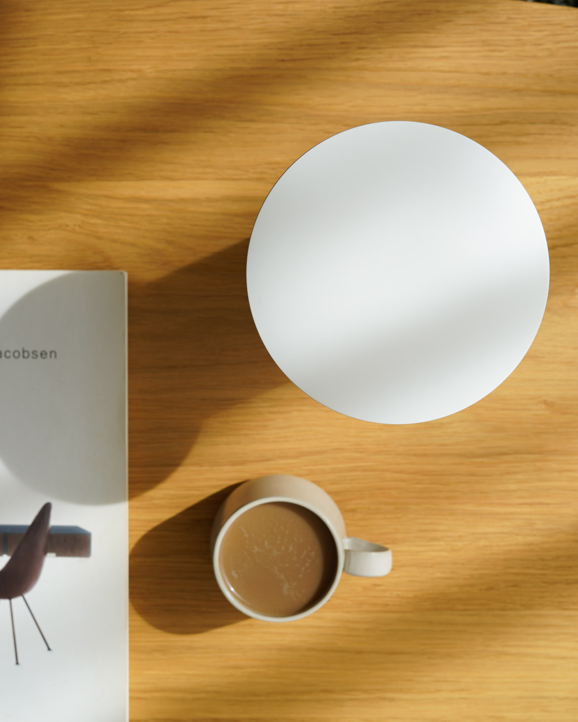 FRITZ HANSEN（フリッツ・ハンセン）SOLAE（ソラエ） ポータブルランプ