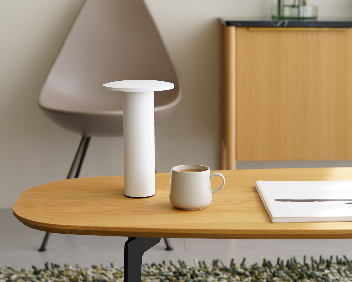 FRITZ HANSEN（フリッツ・ハンセン）SOLAE（ソラエ） ポータブルランプ