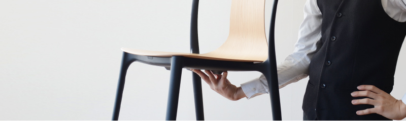 vitra belleville chair（ベルヴィルチェア）は片手でも持てる軽さ