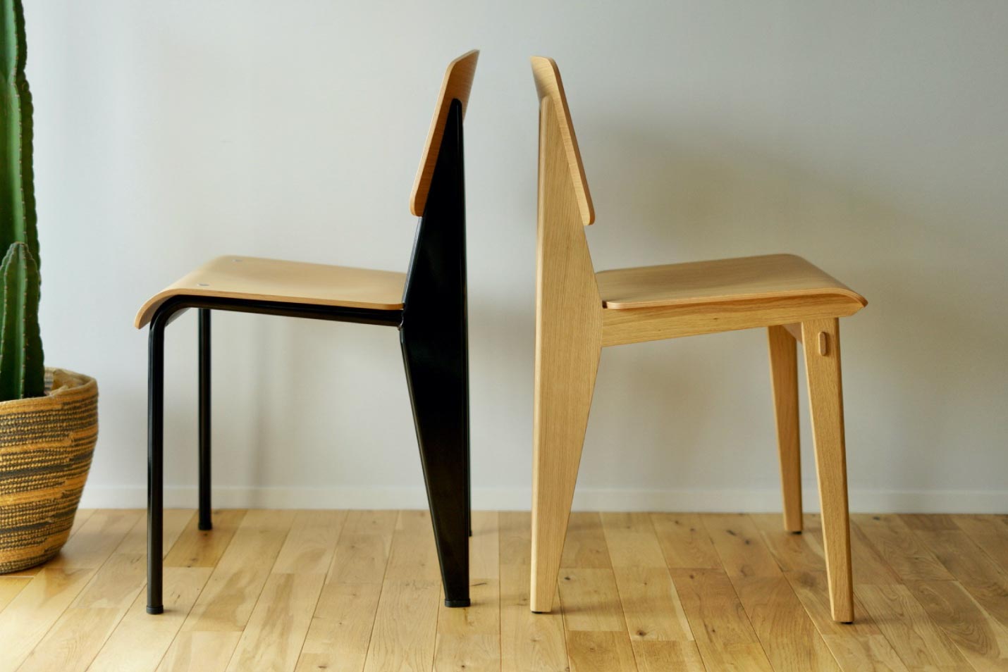 vitra シェーズトゥボワとスタンダードチェア 横から