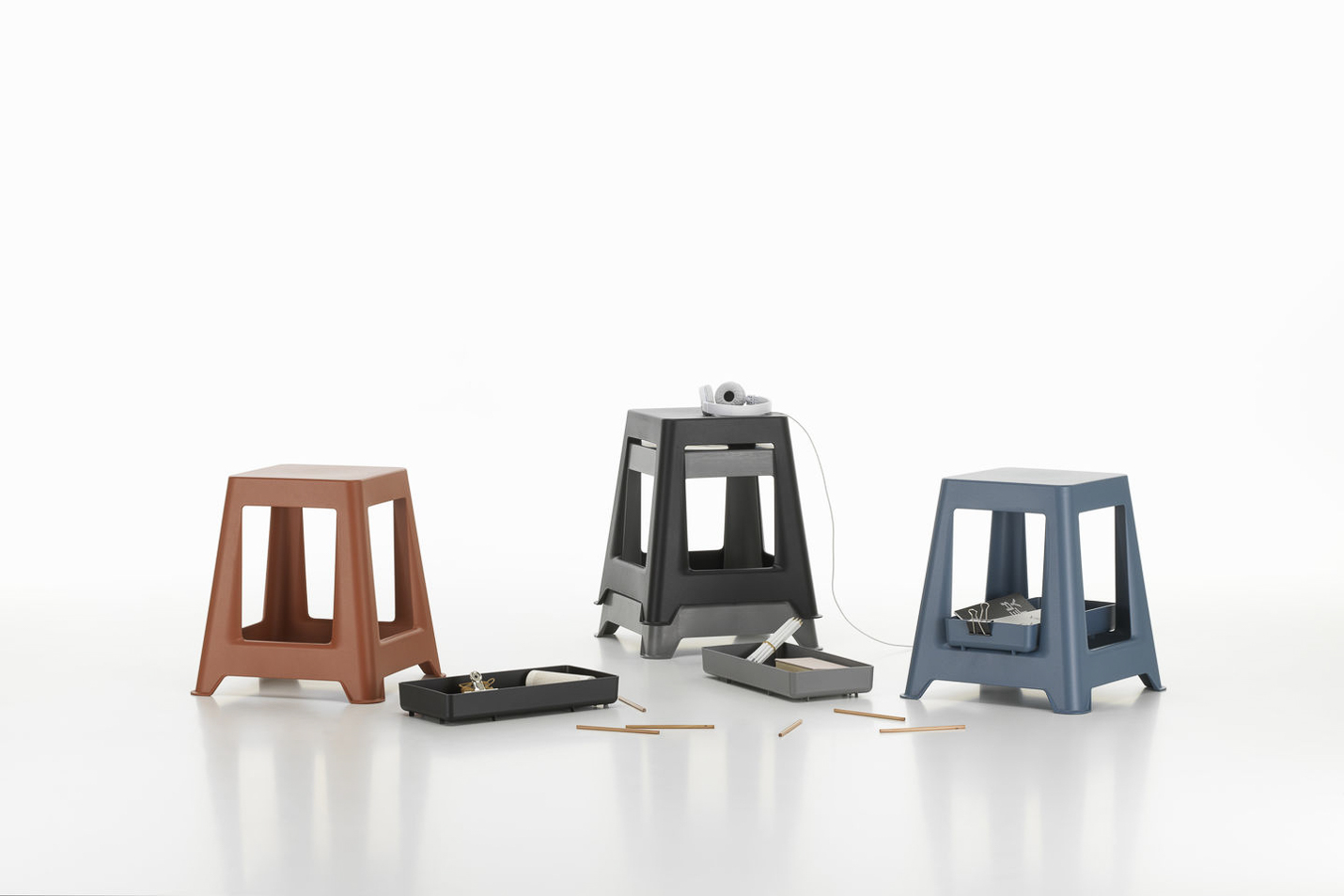 vitra chap（ヴィトラ チャップトレイとチャップ）