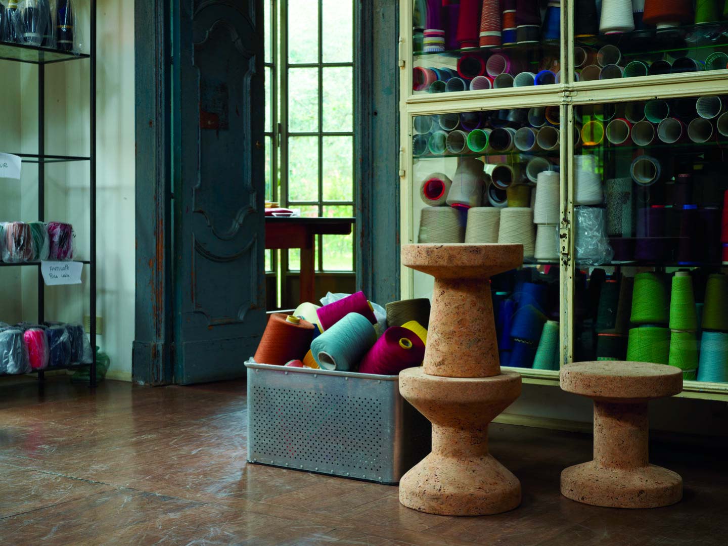 存在感のあるVitra（ヴィトラ） Cork Family（コルクファミリー）