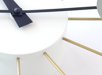 ヴィトラ（vitra）ネルソン ボールクロック マルチカラーの真鍮製スポーク