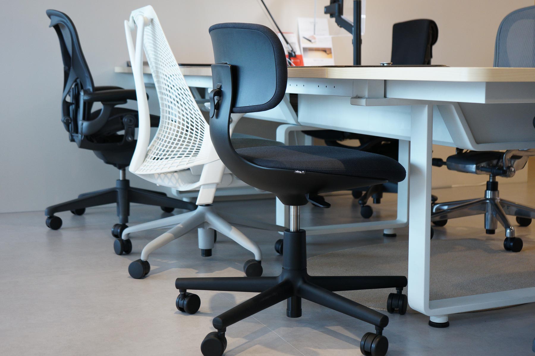Vitra（ヴィトラ） ルーキー（rookie）をオフィスで