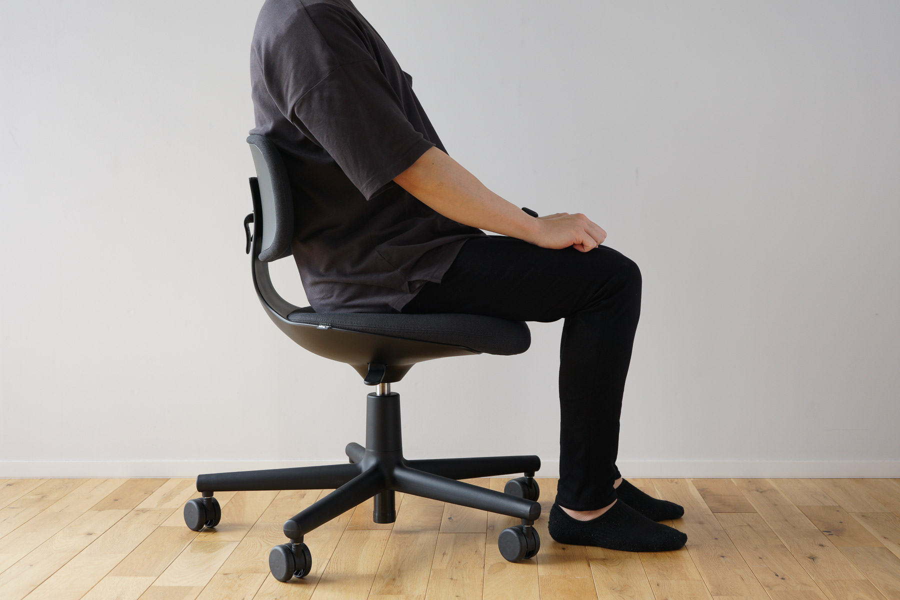 Vitra（ヴィトラ） ルーキー（rookie）の座面調整