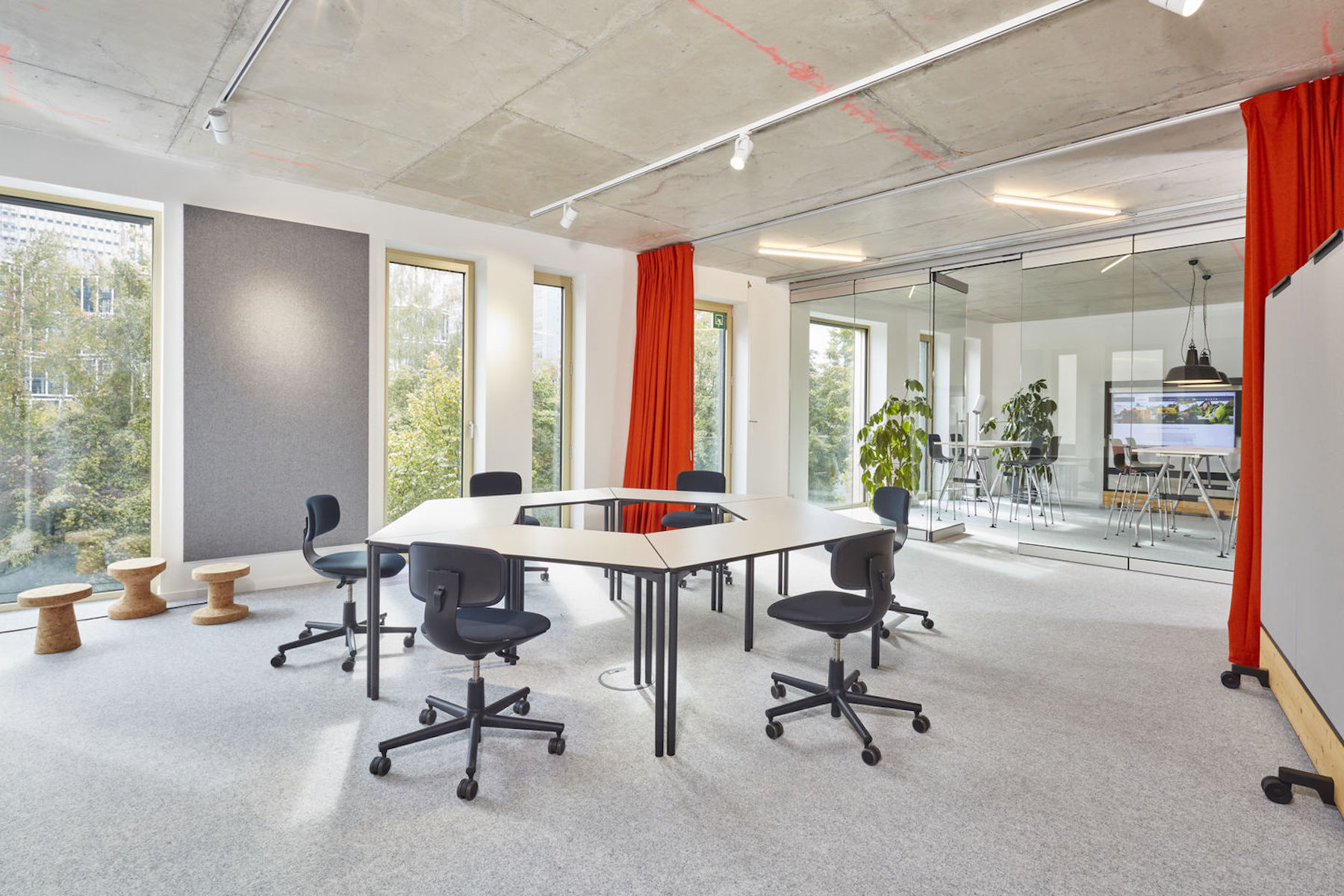 Vitra（ヴィトラ） ルーキー（rookie）をオフィスで