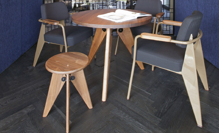 vitra社製のジャン・プルーヴェアイテム