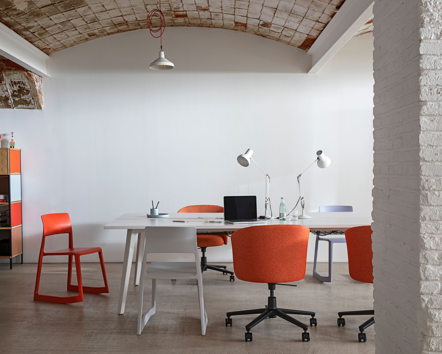 Vitra（ヴィトラ） ティプトン（tipton） RE