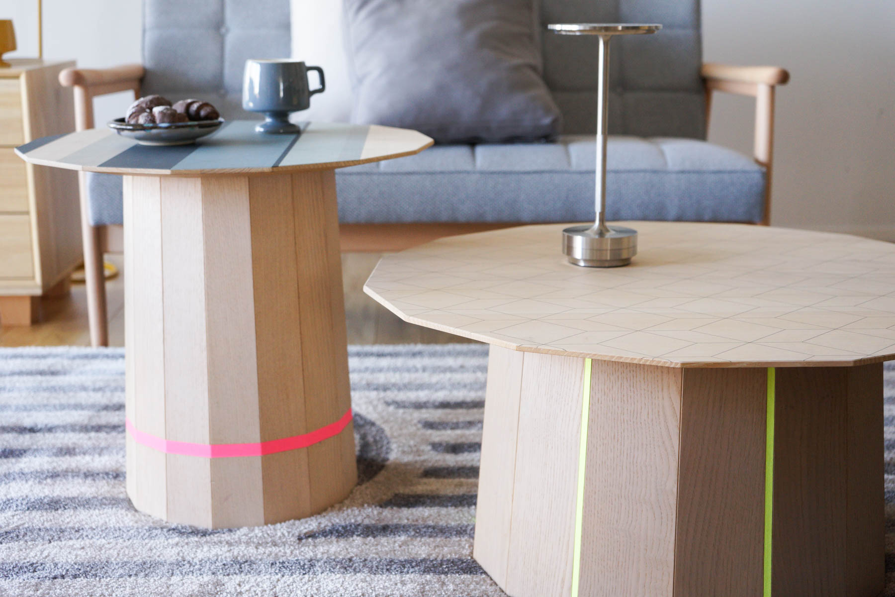 カリモクニュースタンダードカラーウッドカラーグリッドとプレーングリッドのネスト