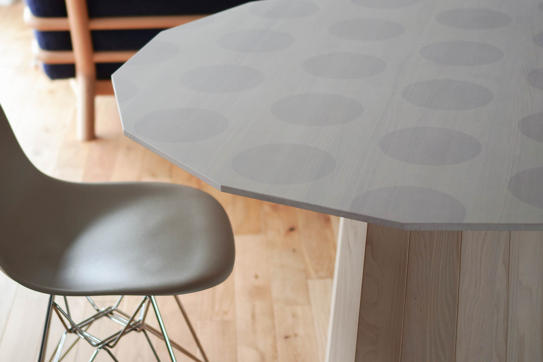 カリモクニュースタンダードカラーウッドダイニング120ドットの天板