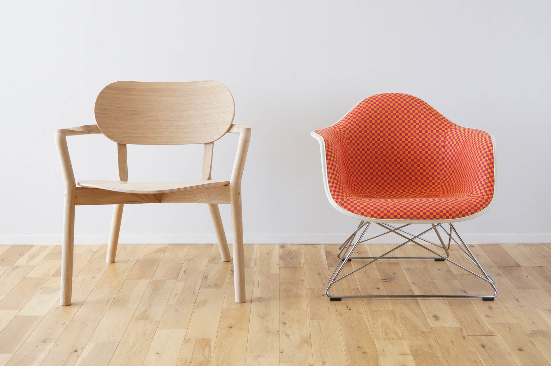 キャストールローチェアとLARのサイズ比較