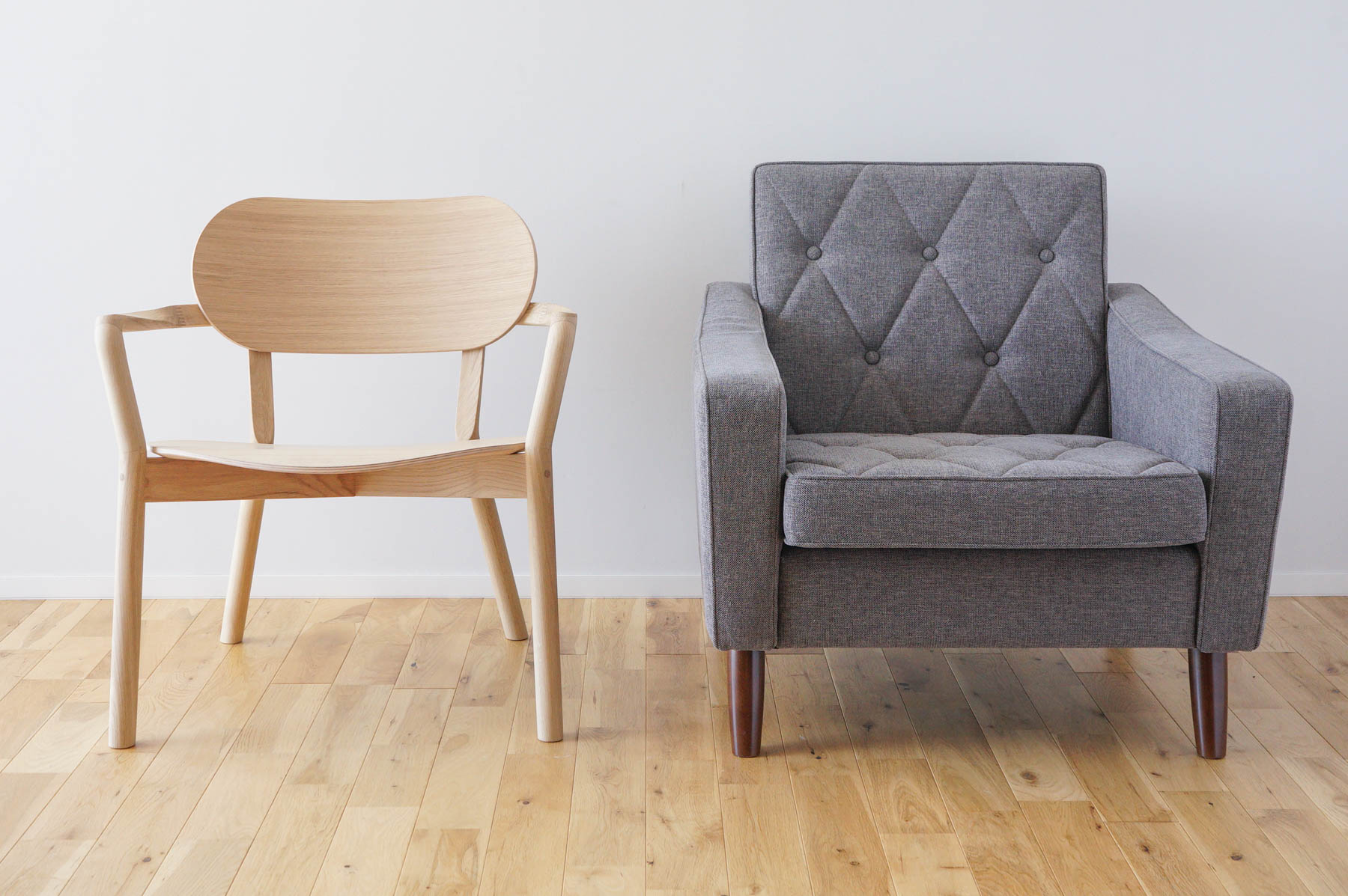 キャストールローチェアとロビーチェアのサイズ比較