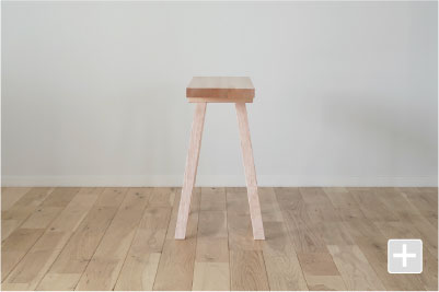 カリモクニュースタンダード トリイエス 真横