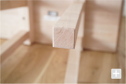 カリモクニュースタンダード トリイエス 接地面