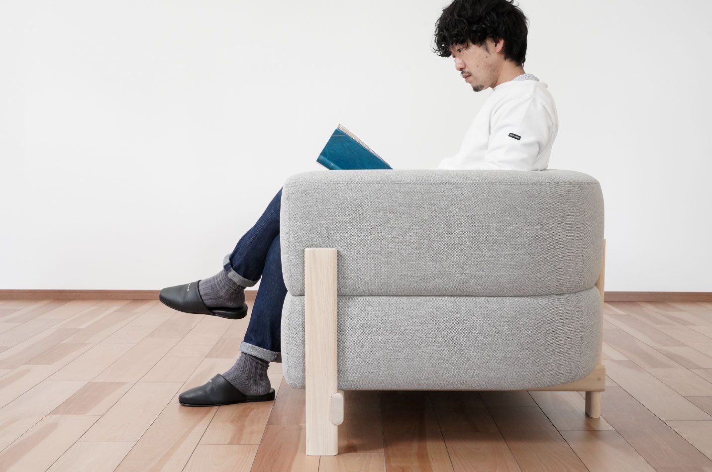 カリモクニュースタンダード エレファントソファ 着座時側面