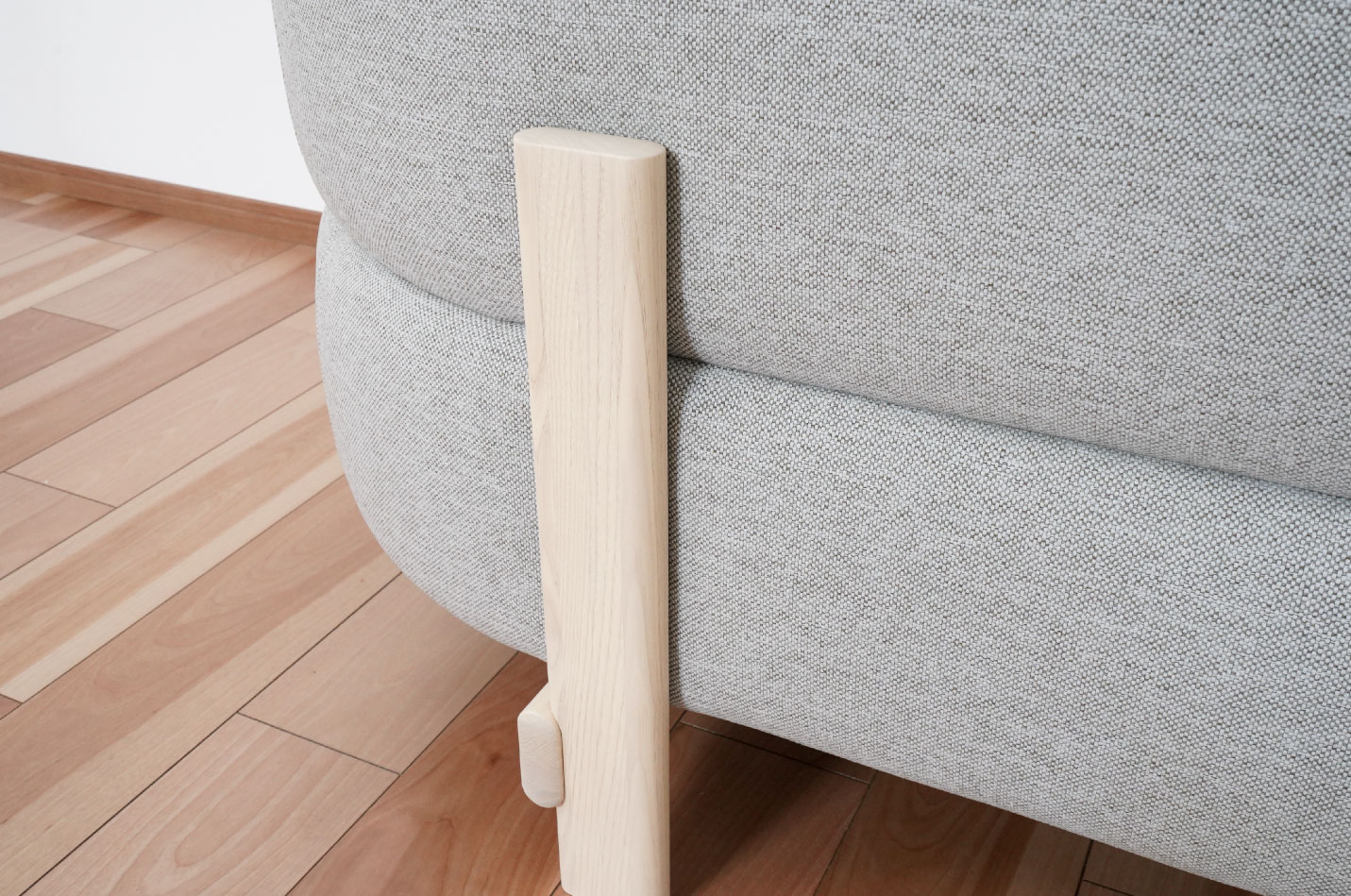 カリモクニュースタンダード エレファントソファ 脚部