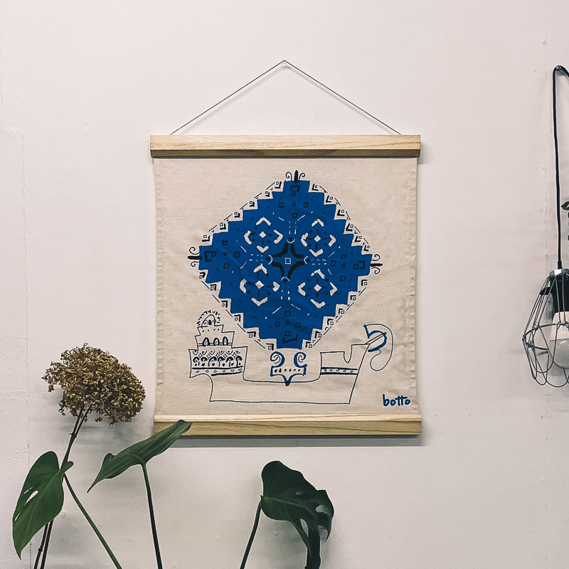 タペストリーThree Colors / あしたの おもいで(あお)