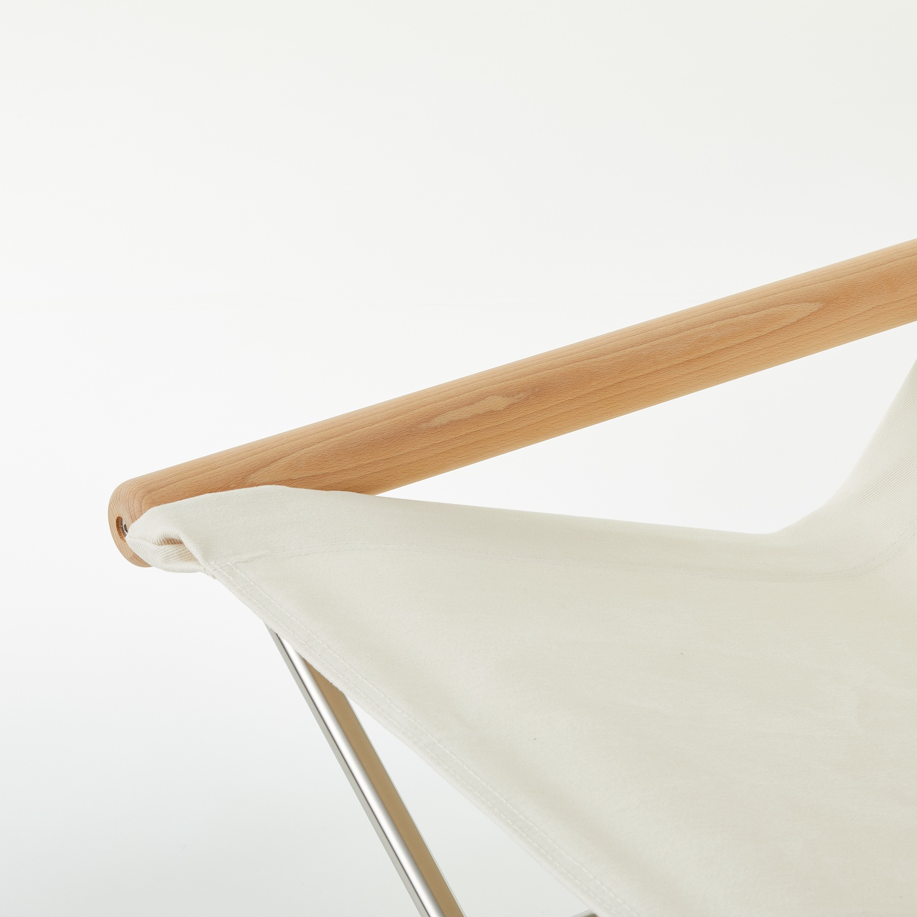 ニーチェアエックスアームの木目